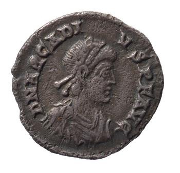 obverse of Valentinian II RIC IX 57B